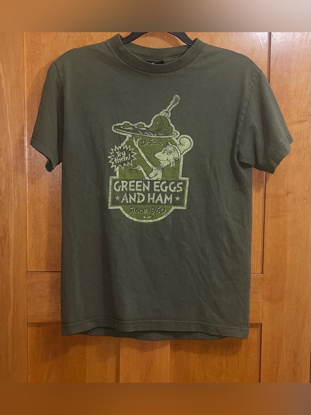 Vintage 2001 Dr. Seuss Official Green Eggs and Ham Men’s T-Shirt Size Small